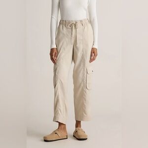Women’s Beige Baggy Cargo Pants. Size Small. NWT